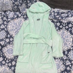 Girls or Boys Eddie Bauer Soft Mint Green Fleece Robe. Kids S 7/8, super Soft!